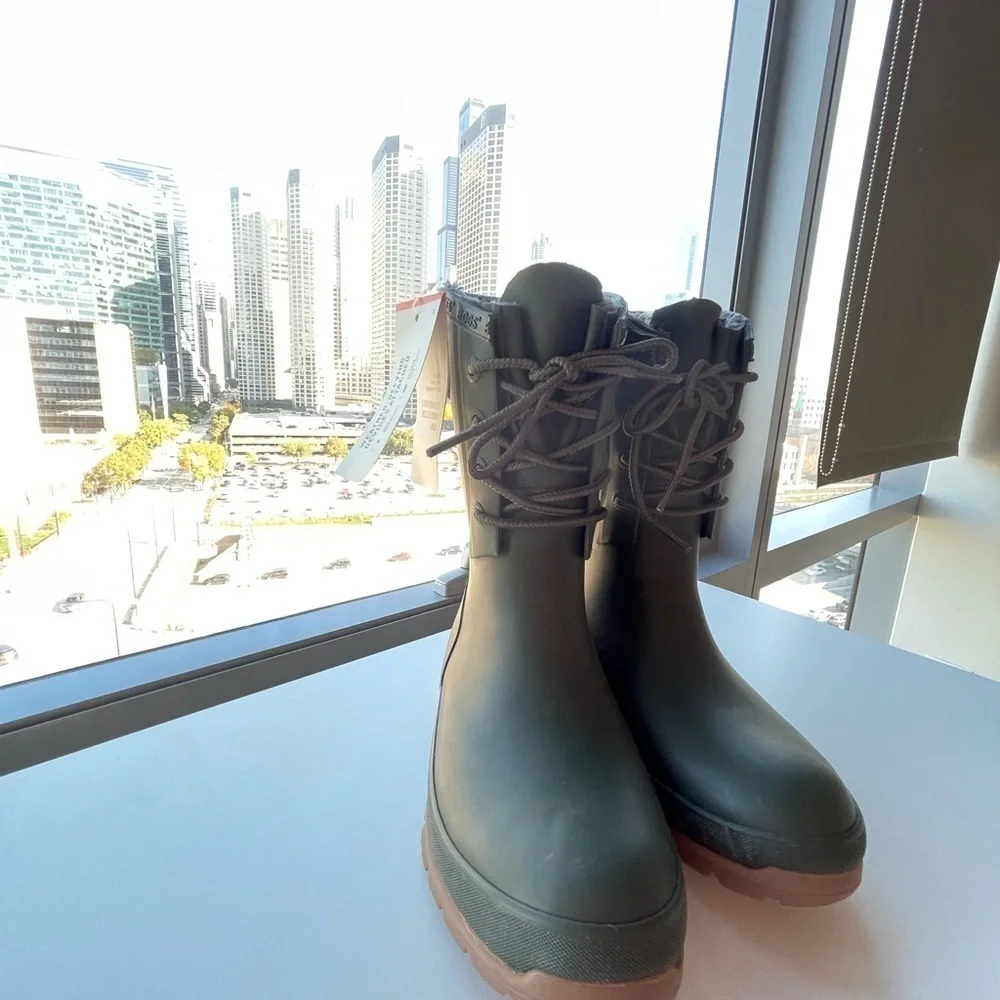 BOGS AMANDA II Lace Snow Rubber Rain Boots Waterproof Sherpa Lined Size 6